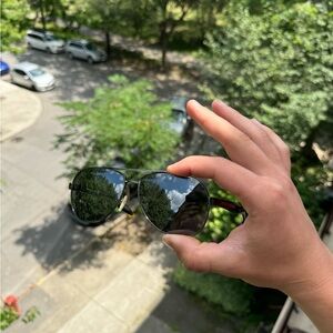 Prada Men’s Sunglasses + Box Glasses Aviator Black